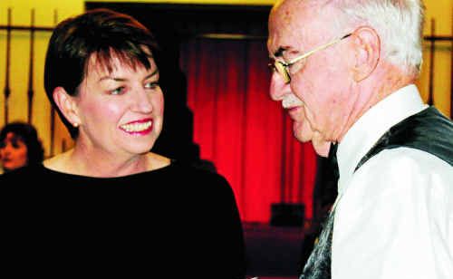 Premier Anna Bligh and Mayor Ron Bellingham recount some of Warwick’s historic moments at the variety concert. Premier Anna Bligh and Mayor Ron Bellingham recount some of Warwick’s historic moments at the variety concert.